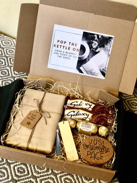 Lua Nova Mystery Book Hamper - Chocolate Lover