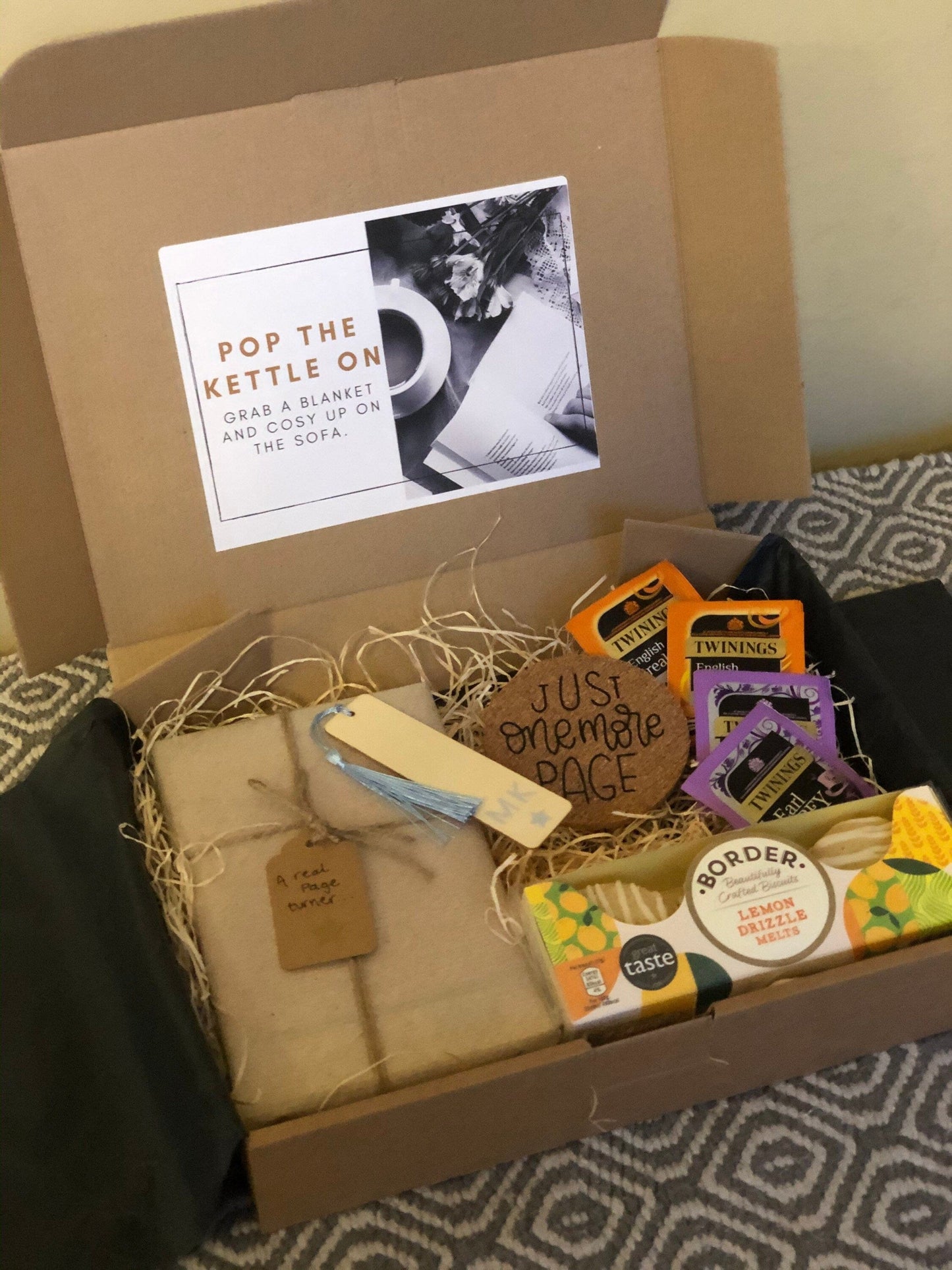 Lua Nova Mystery Book Hamper with Tea & Biscuits