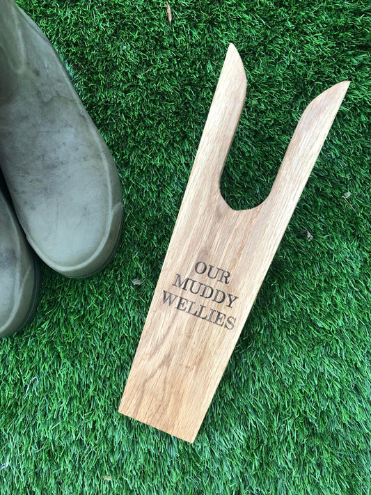 Lua Nova Oak Wood Boot Pull