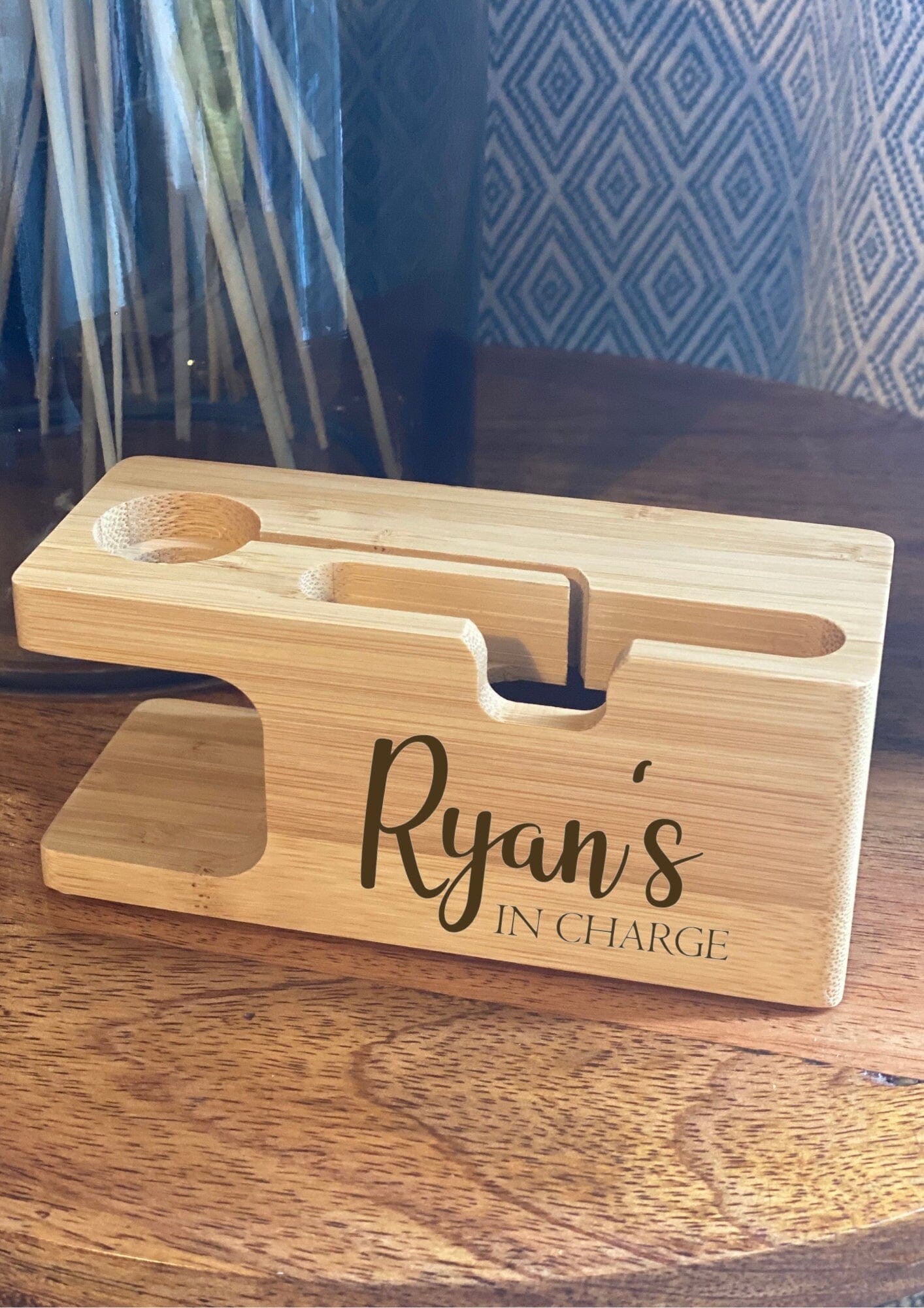 Lua Nova Charging Stations Apple Watch & Mobile Wood Charging Station - Personalised with Name