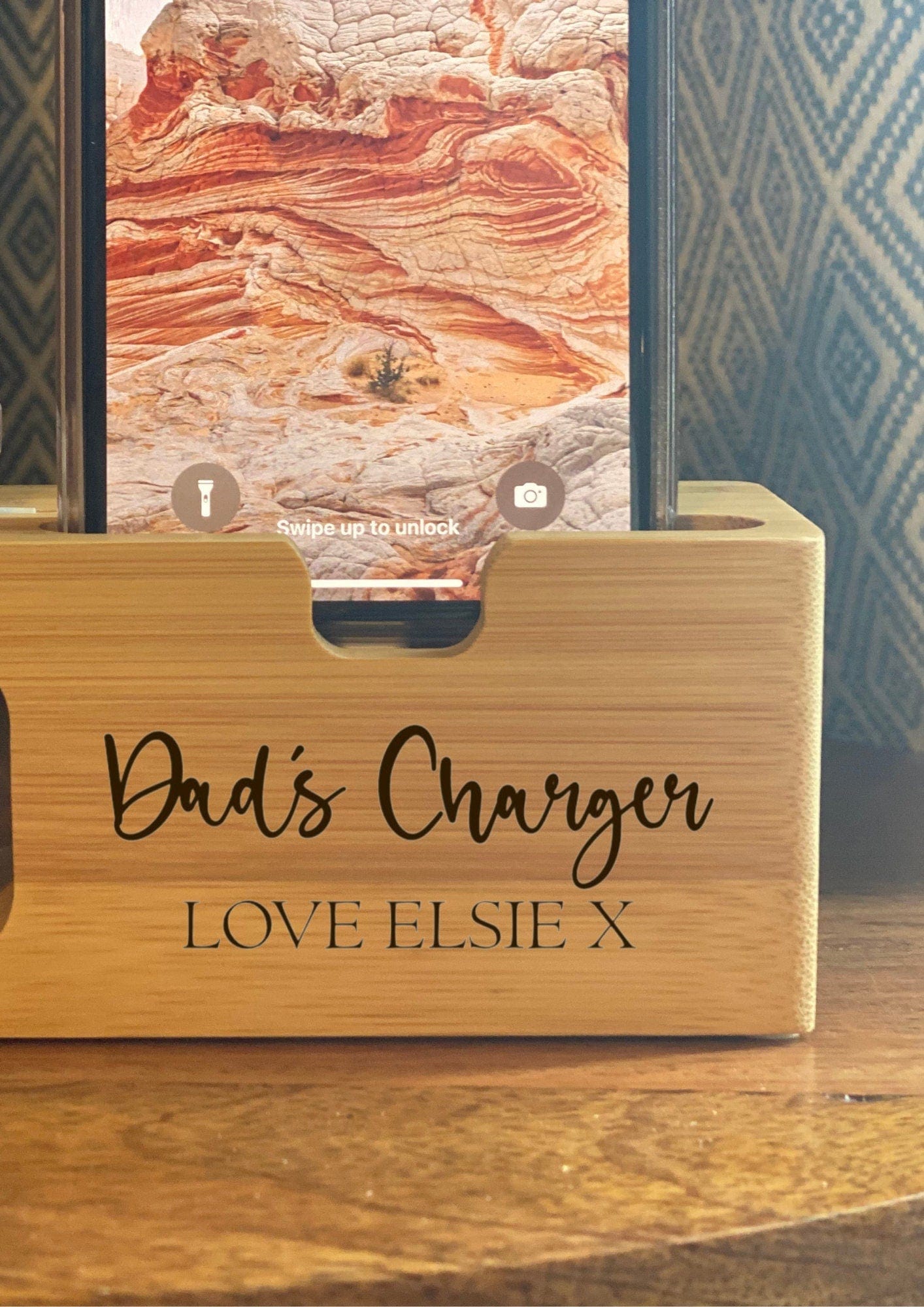 Lua Nova Charging Stations Dad's Charger - Apple Watch and Mobile Charging Station