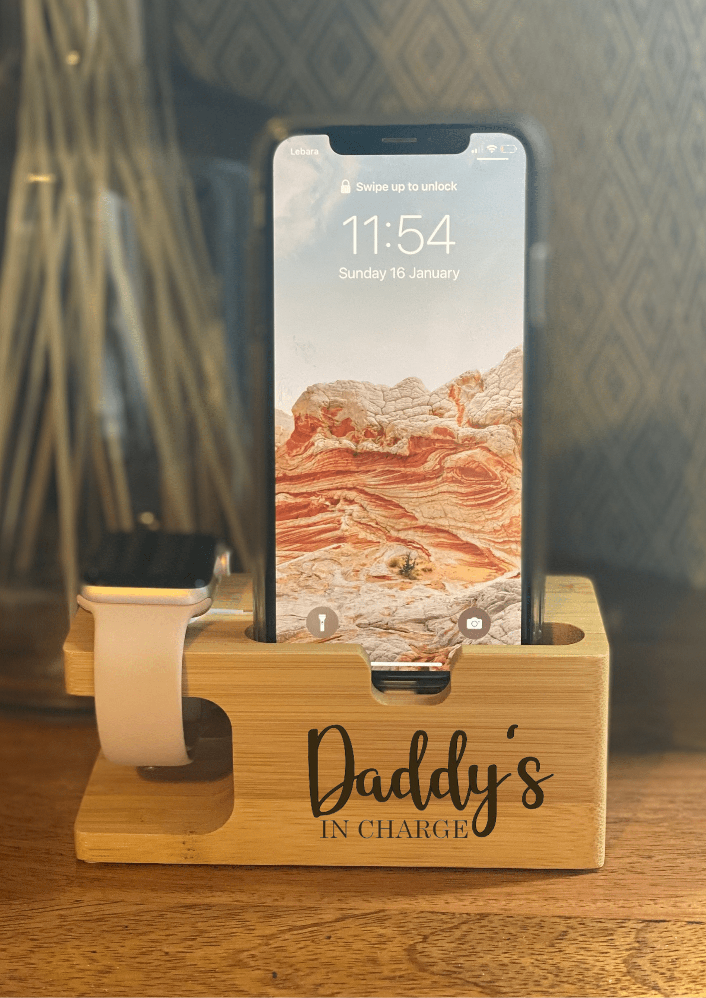 Lua Nova Charging Stations Daddy's in Charge - Apple Watch and Mobile Docking Station