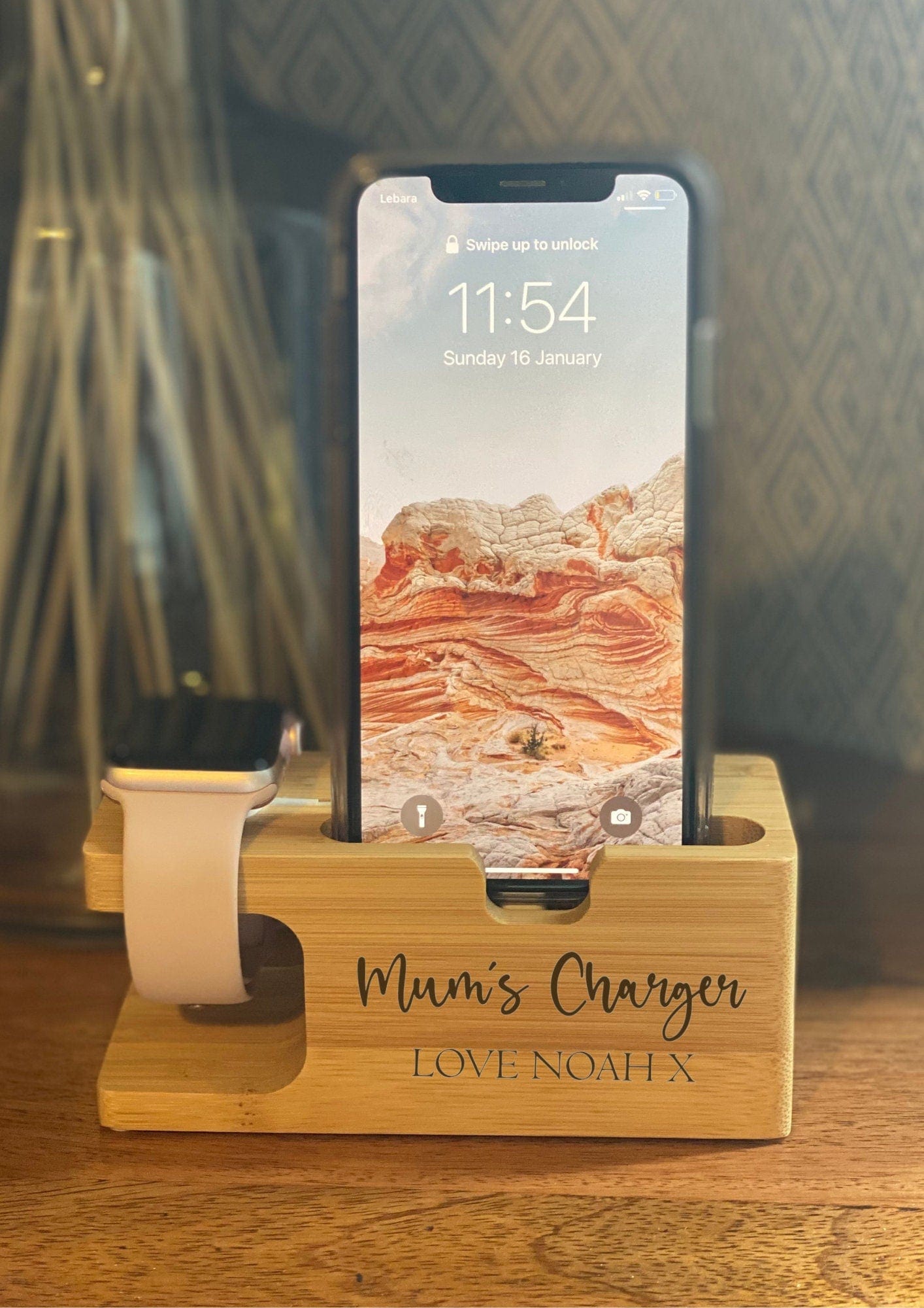Lua Nova Charging Stations Mum's Charger - Bamboo Apple Watch & Mobile iPhone Charging Station