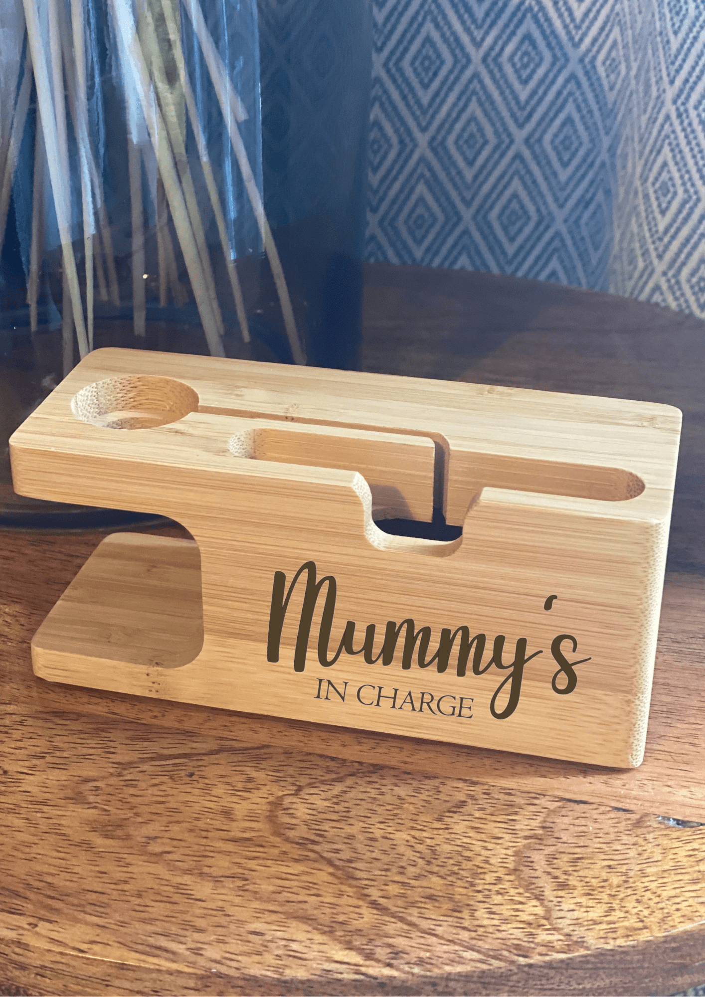 Lua Nova Charging Stations Mummy's in Charge - Apple Watch and Mobile Docking Station