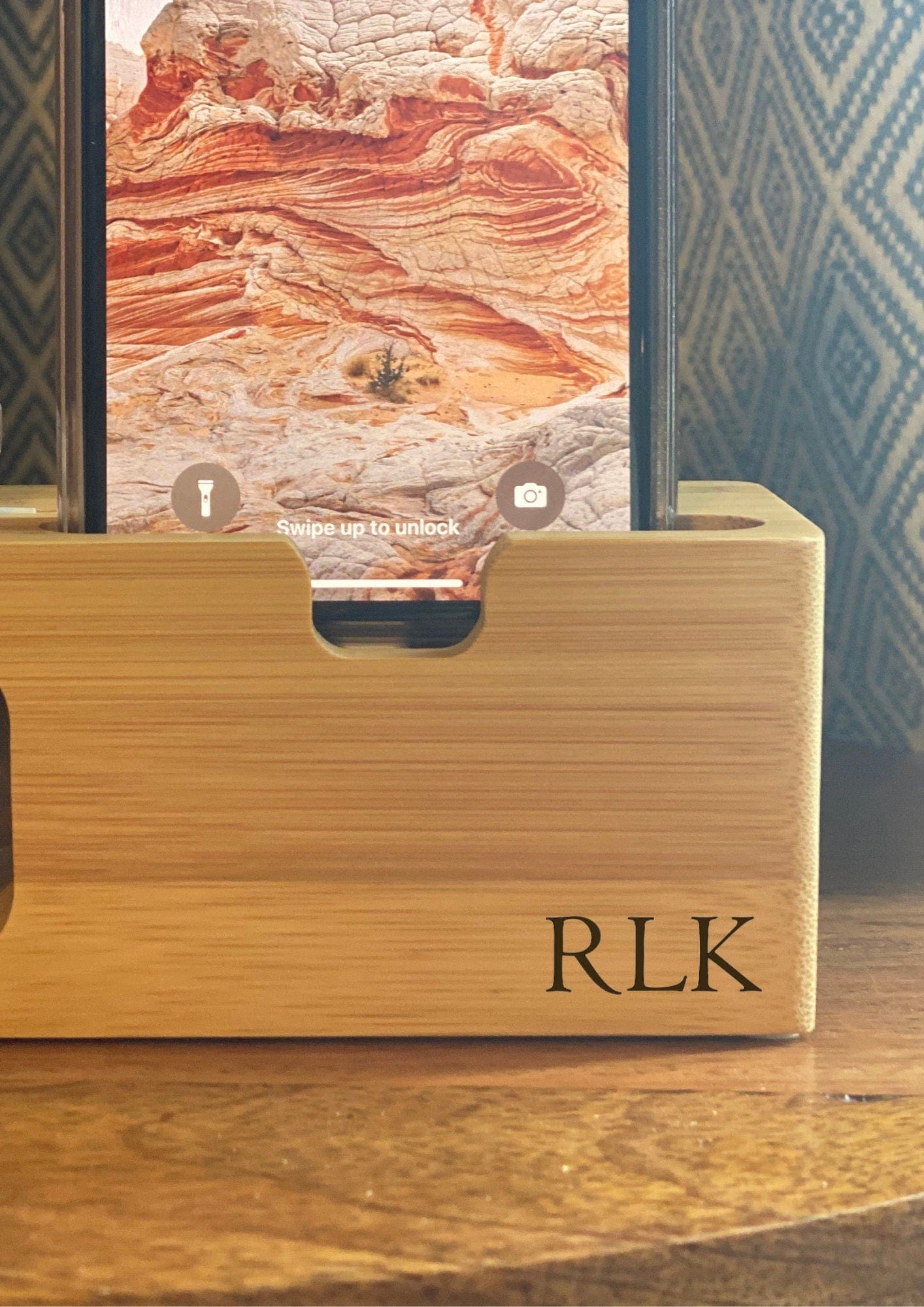 Lua Nova Charging Stations Personalised Initials - Apple Watch and Mobile Charging Station