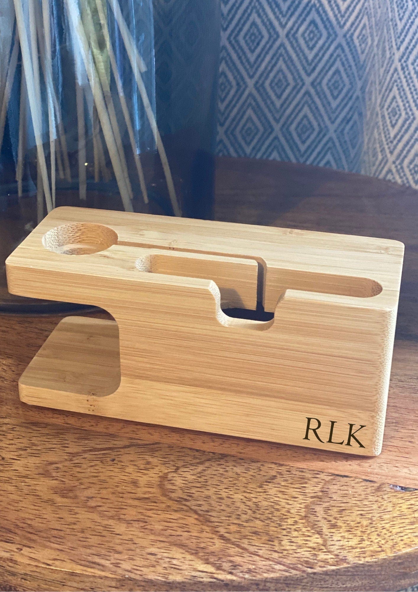 Lua Nova Charging Stations Personalised Initials - Apple Watch and Mobile Charging Station