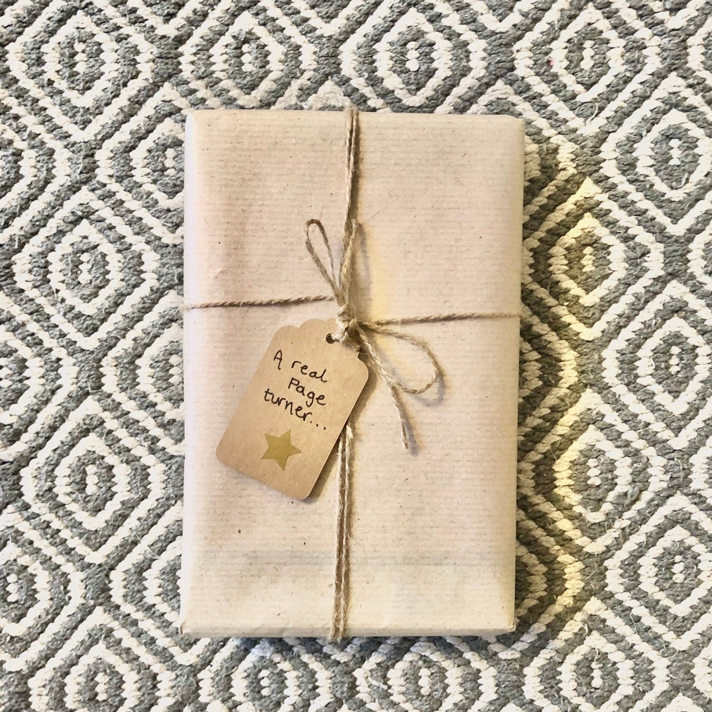 Lua Nova Mystery Book Hamper - Herbal Tea & Biscuits