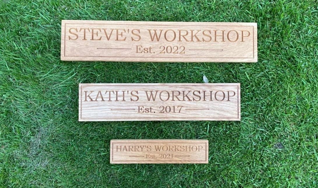 Lua Nova Oak Engraved House Name Signs - Text of Choice