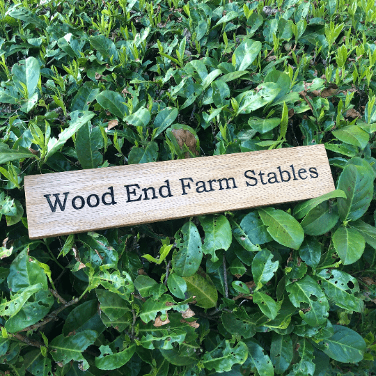 Lua Nova Oak Engraved House Name Signs - Text of Choice