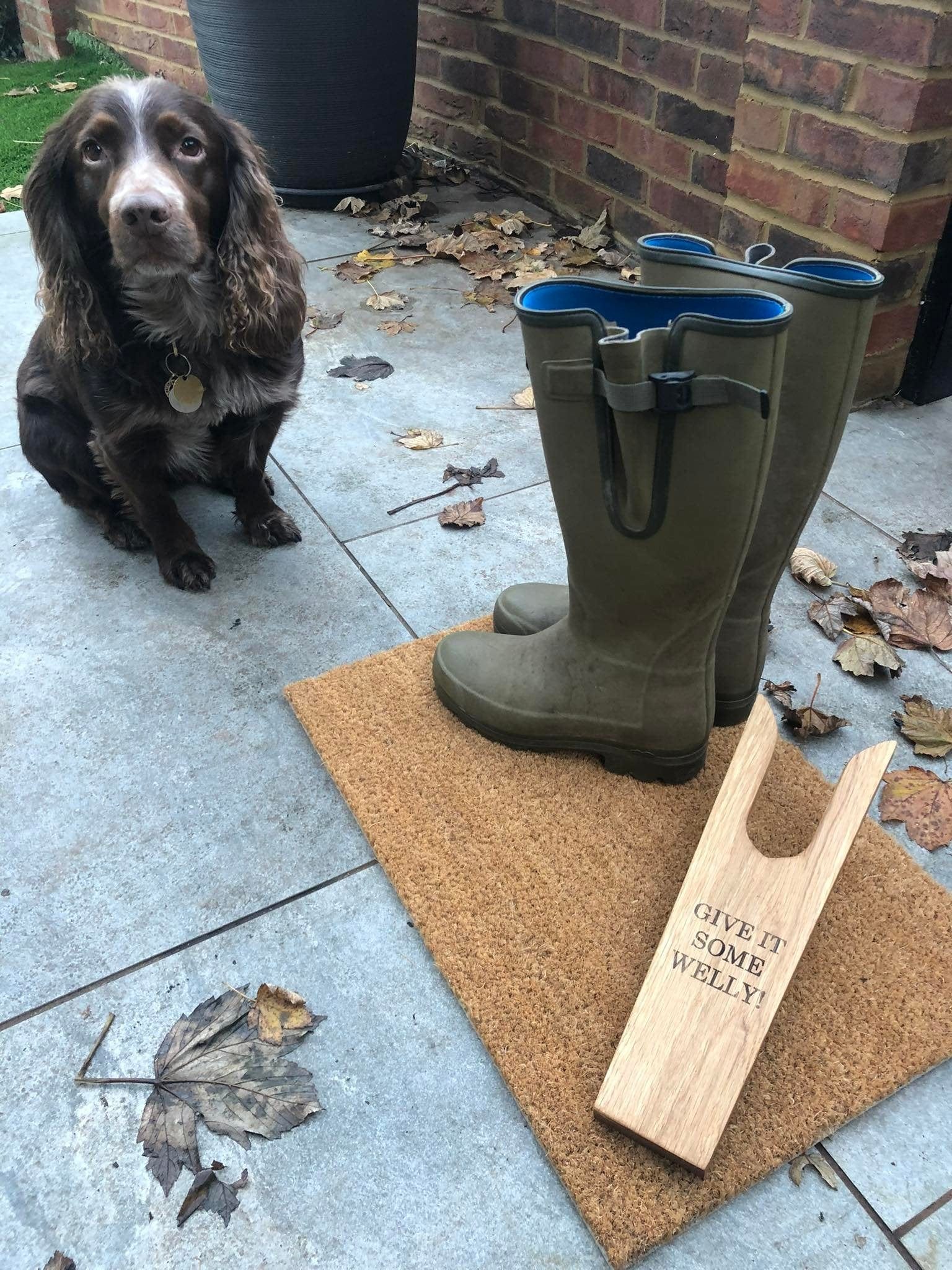 Lua Nova Oak Wood Boot Pull
