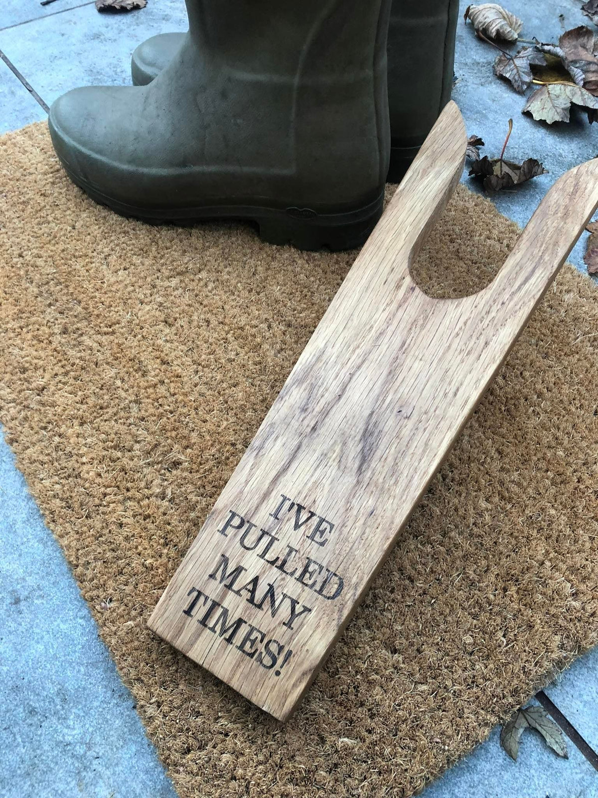 Boot Pull Pattern Oak Wood Boot Pull – Lua Nova