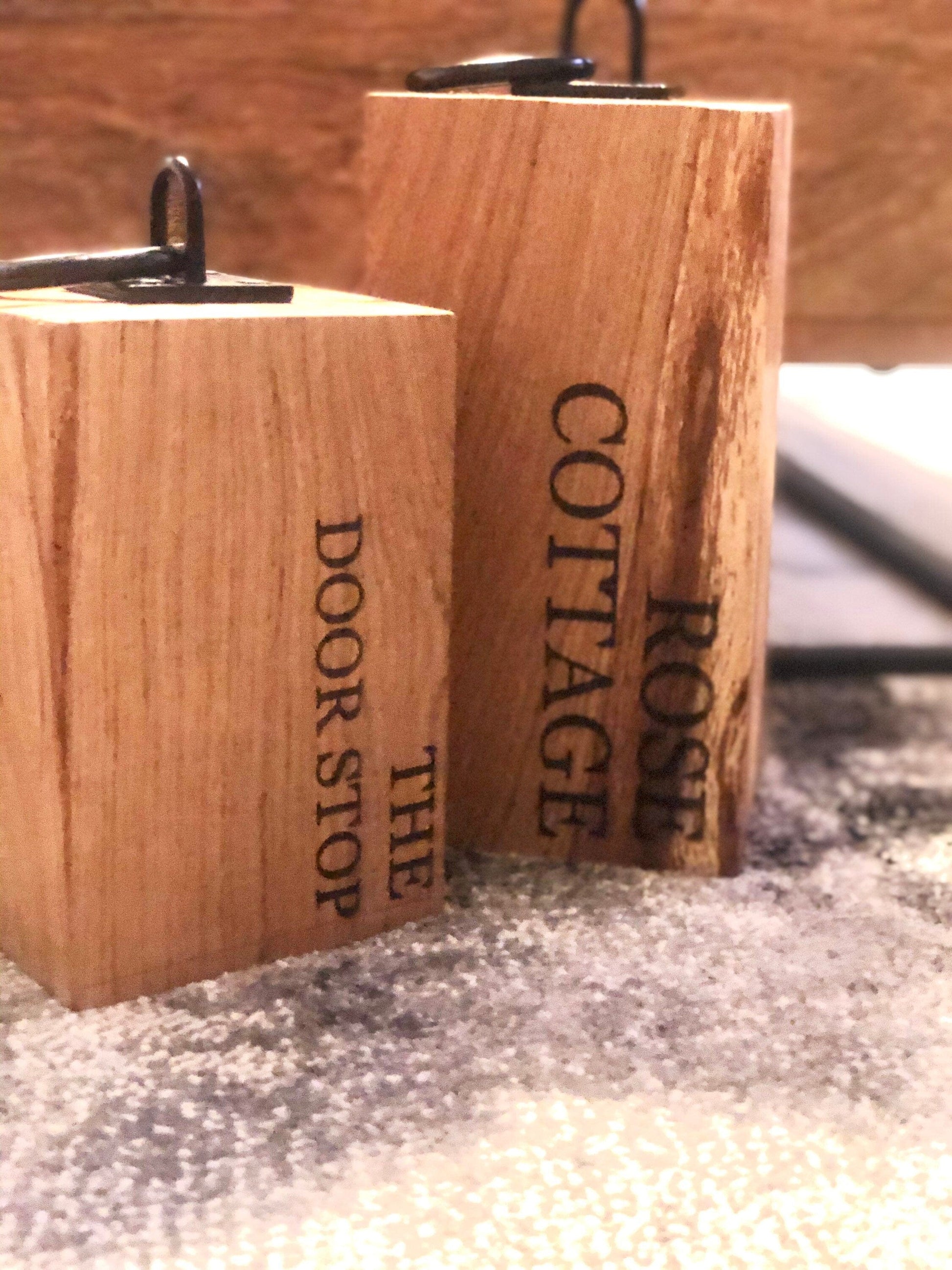 Lua Nova Solid Oak Door Stop